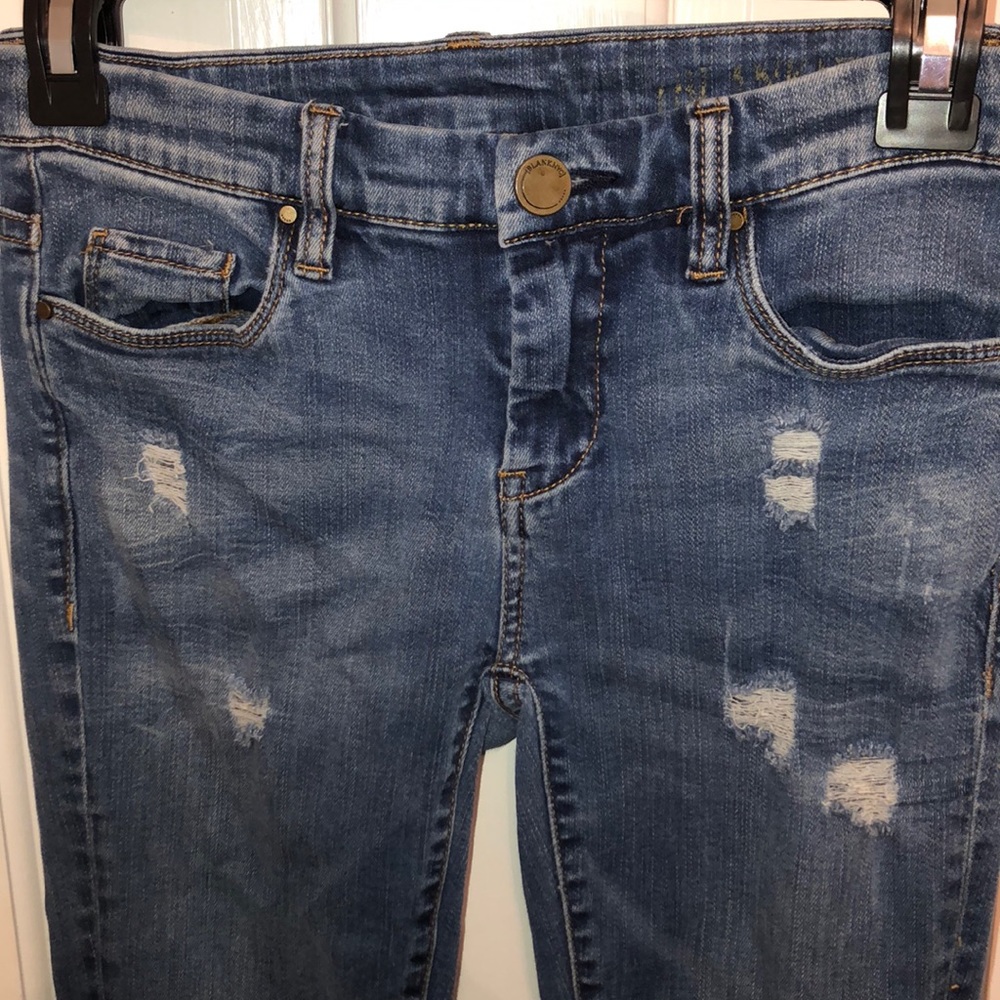blue skinny jeans